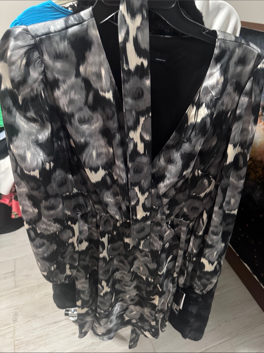 6 mock wrap with flare, Rose dress Black and Gray Printed V-Neck Women's Dress
